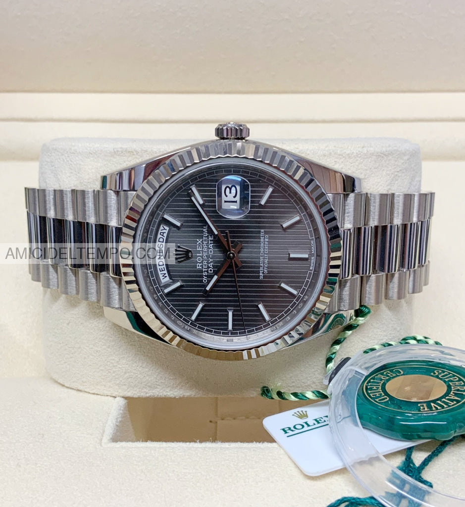 Rolex replica Day Date 40mm 228236 Grigio orologio replica Amici del Tempo rolex replica